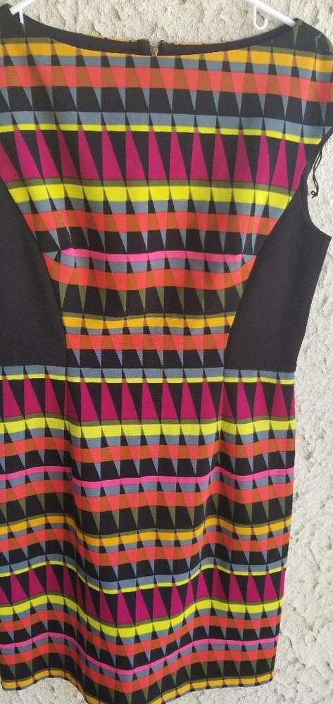 Signature  london style dress.